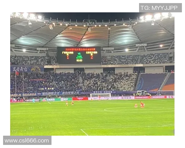 广州足球队防守分析:优缺点与未来改进方向探讨 广州足球队防守分析:优缺点与未来改进方向探讨