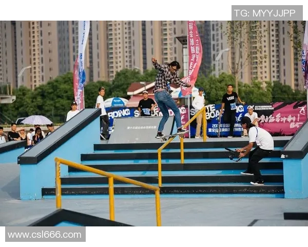 武汉街舞队在世界滑板锦标赛中以100分稳居积分榜首位 武汉街舞队在世界滑板锦标赛中以100分稳居积分榜首位