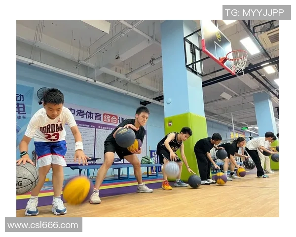 极限运动的魅力与团队协作：深入杭州极限运动队的训练与挑战
